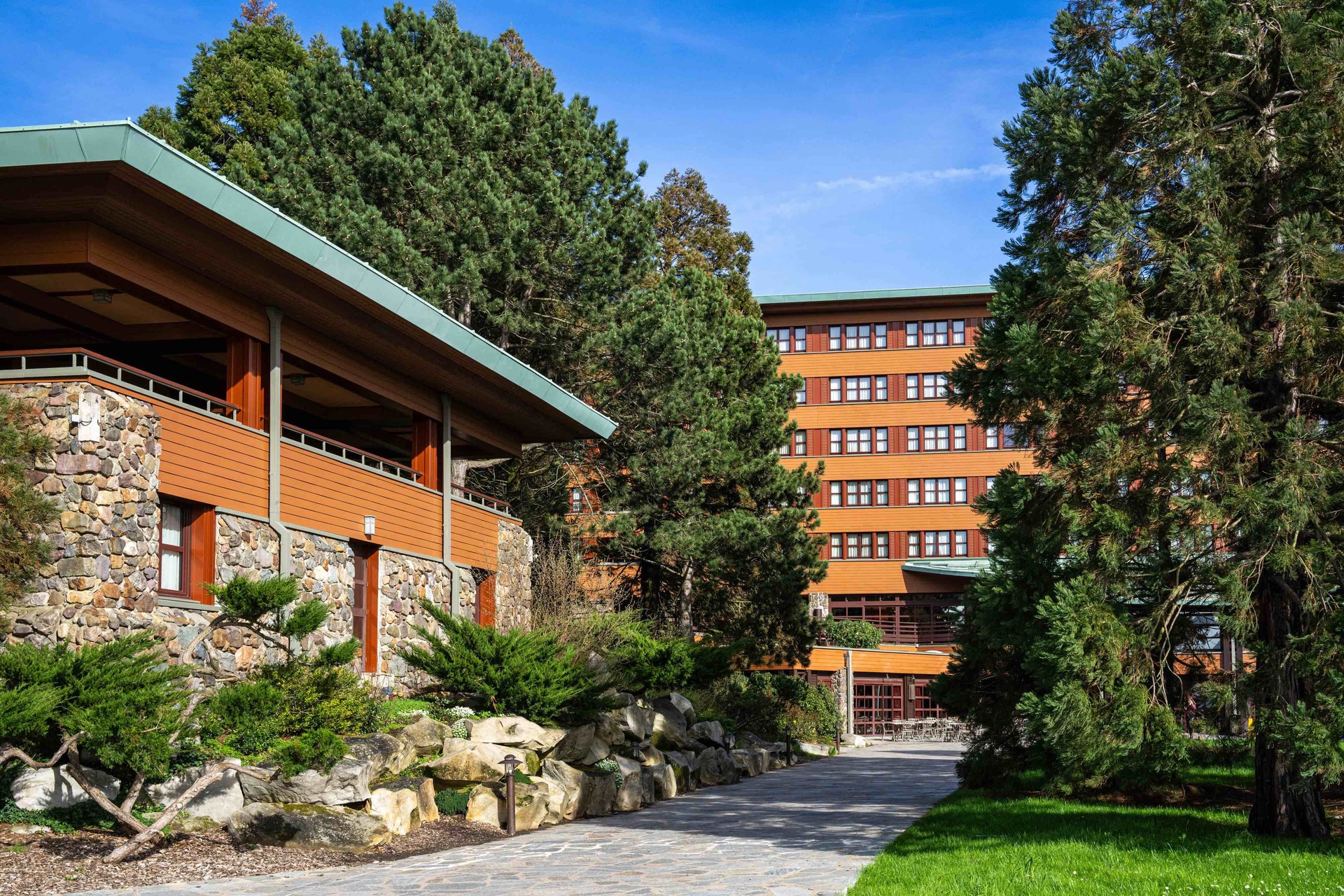 Disney Sequoia Lodge